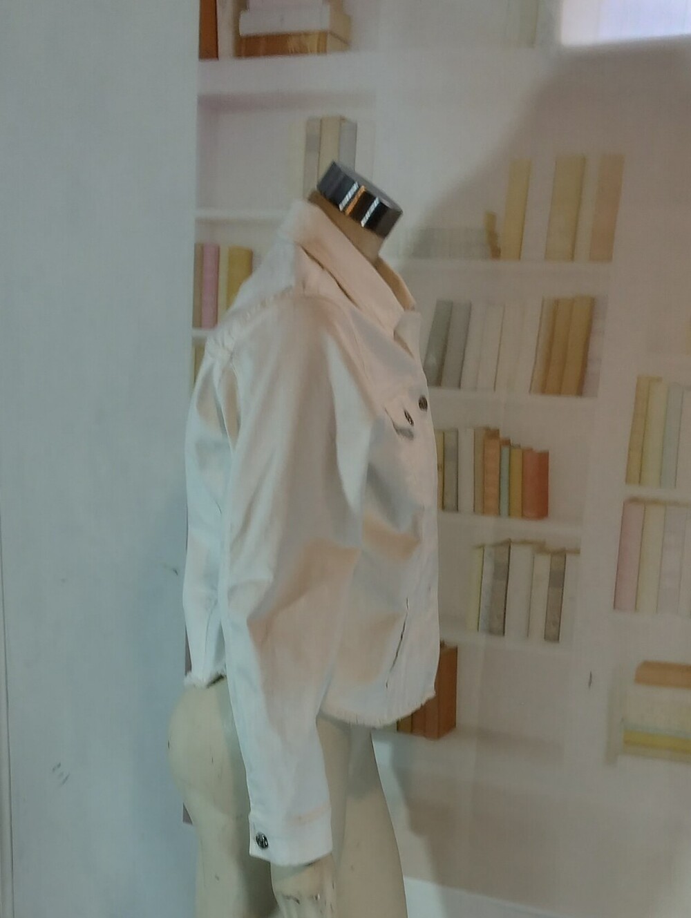 Tommy Bahama White Denim Jacket with Button Front - Picture 2 of 7